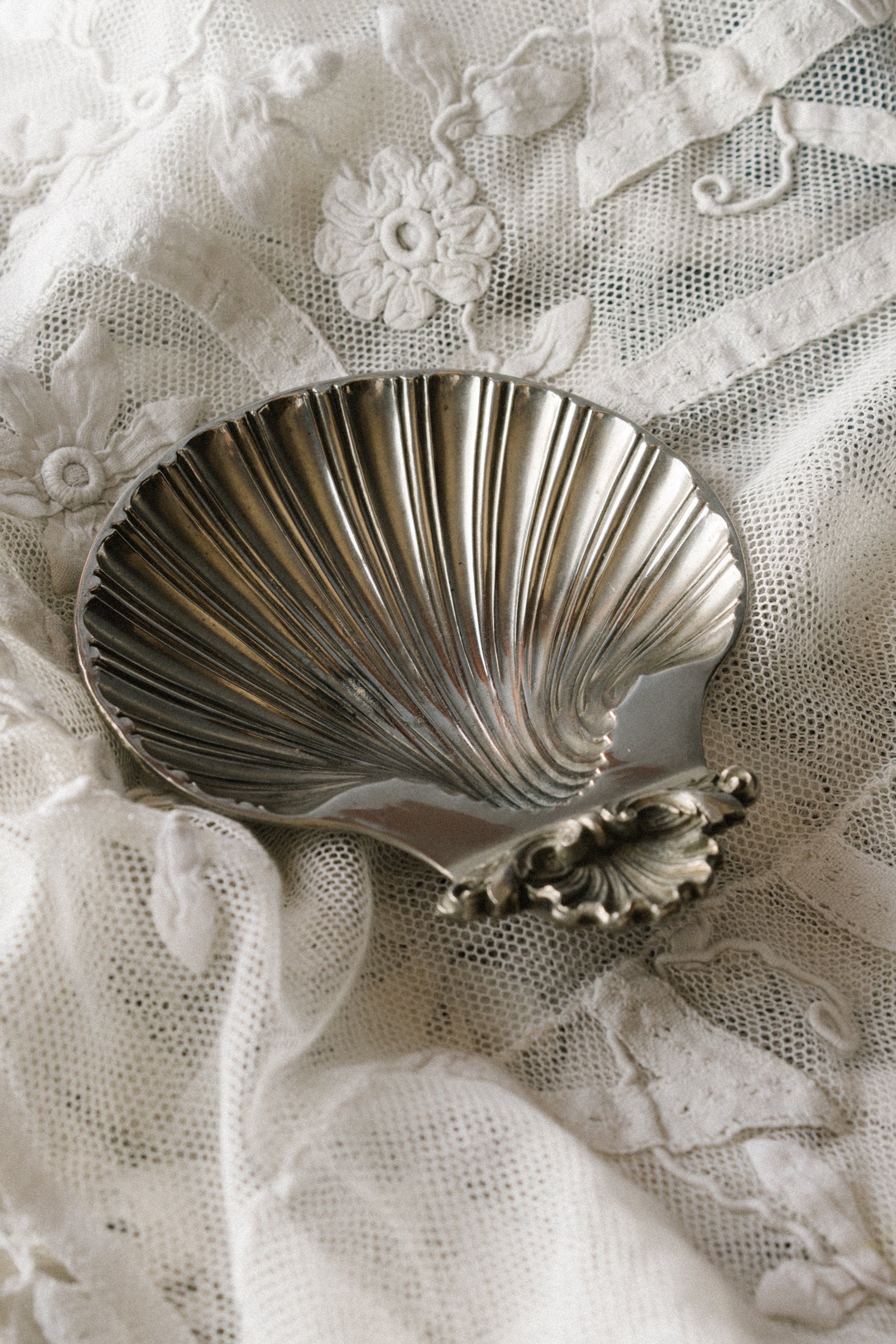 Vintager Silver Shell Dish