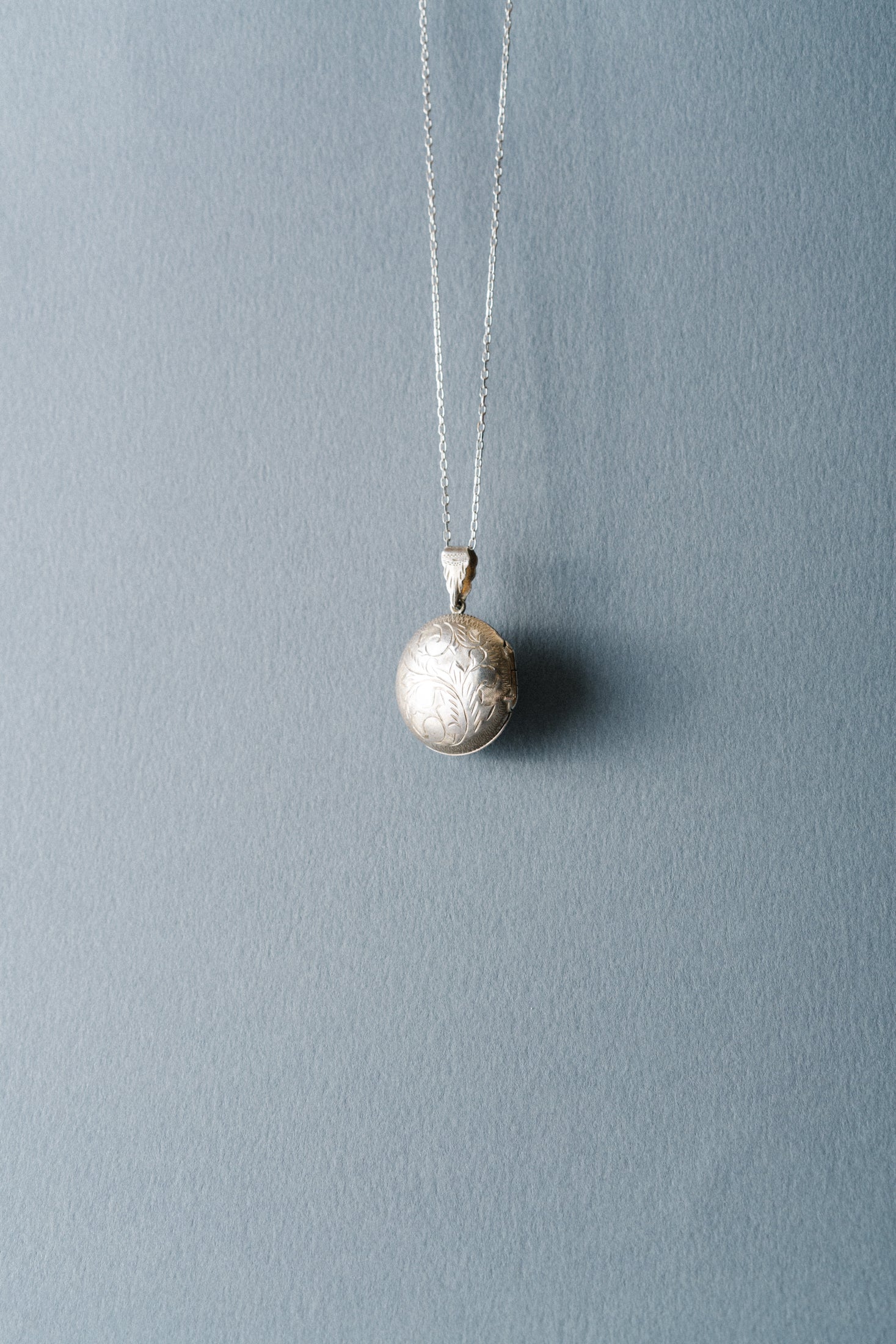 Vintage Sterling Silver Engraved Locket